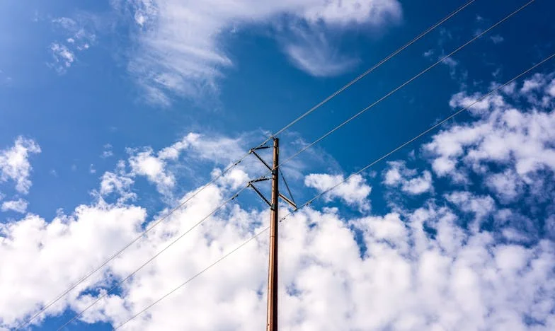 Notre maison, notre combat : Quand l'amour doit tout construire seul