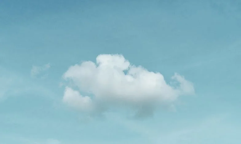 Regrets et Confessions : Entre Deux Amours, Mon Cœur Écartelé