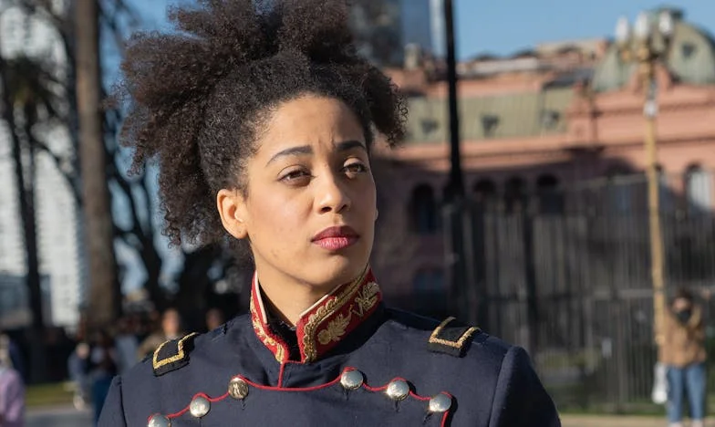 Le cadeau empoisonné : l’histoire d’un amour et d’une dette jamais réglée