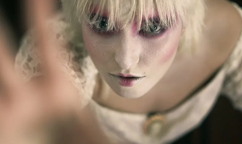 Les dettes cachées de mon mari – Quand l’ombre du passé envahit le présent