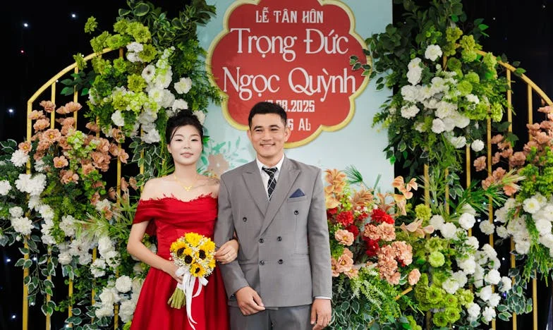 Entre Deux Mondes : Le Cri Silencieux d'une Mère Retraitée