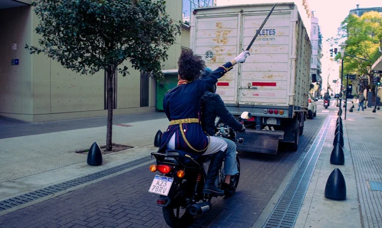 Quand le passé frappe à la porte : Histoire d'une mère, d'un fils et d'un retour inattendu