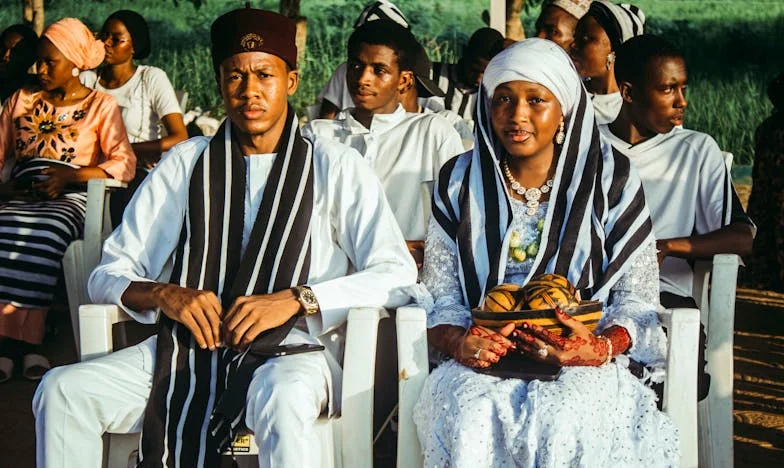 Quand mon mari est parti en déplacement, ma belle-mère m’a mise à la porte : Histoire d’une trahison et d’un nouveau départ