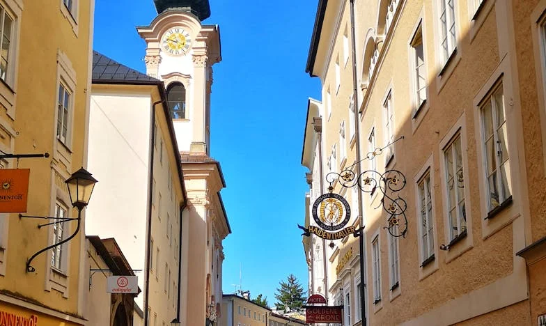 Exclue du bonheur : Le cœur d'une belle-mère sur le fil