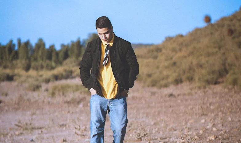 L'été où tout a basculé : Secrets et mensonges sur les rives du lac d'Annecy