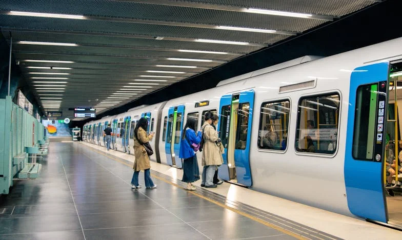 Secrets et Mensonges : Comment Nous Avons Caché Notre Bonheur à Notre Famille