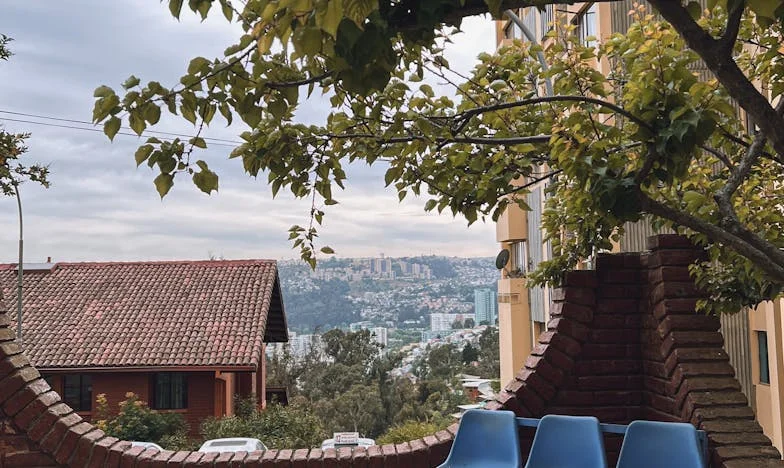 Entre Deux Feux : Le Jour Où Tout a Basculé avec ma Belle-Mère