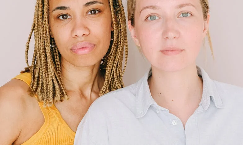 « Je suis heureux que tu portes mon enfant, mais je pars » – Histoire d’une Française entre amour et solitude