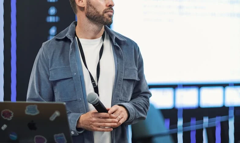 Le jour où tout a failli basculer : l’anniversaire de Marc