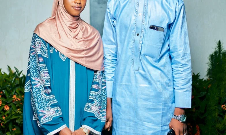 L’ombre de la préférence : une famille à l’épreuve d’une tradition injuste