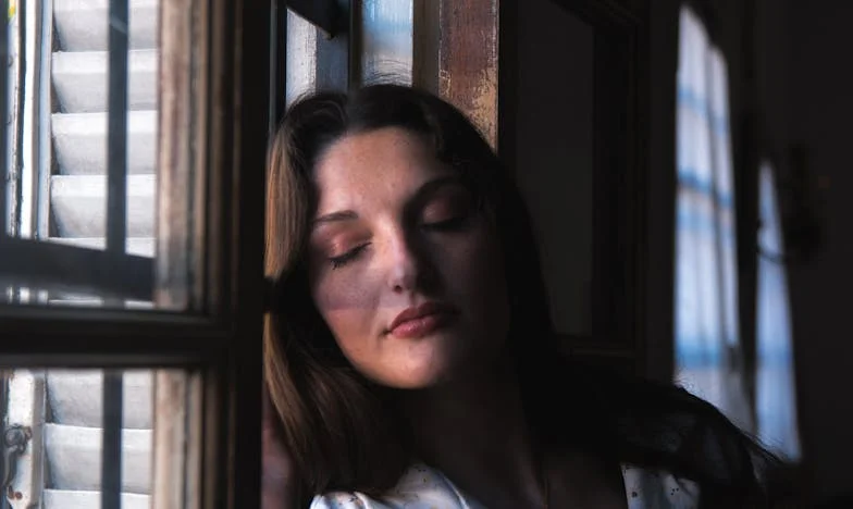 Quand Belle-Maman S'Installe : Le Combat d'une Femme Française pour sa Liberté