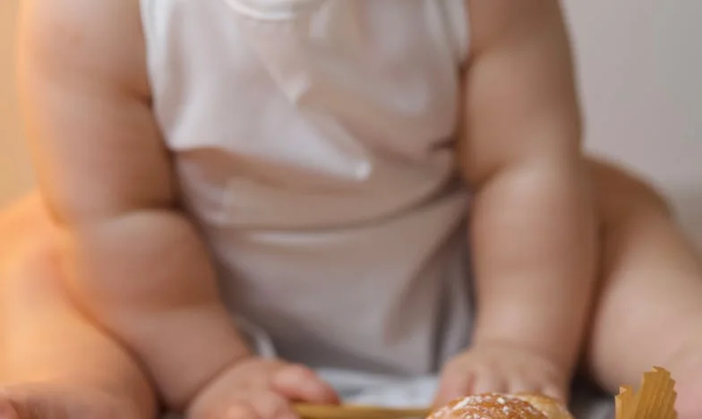 Sous le même toit : Histoire d'une injustice familiale