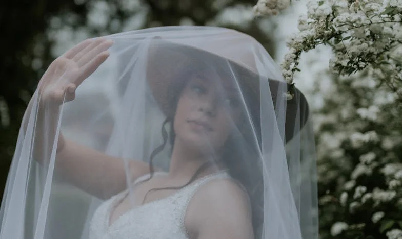 Entre deux feux : Le combat d’Aurélie face à l’injustice familiale