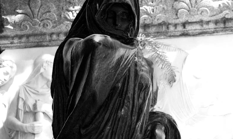 La honte d’une mère : Histoire d’un appartement à Lyon