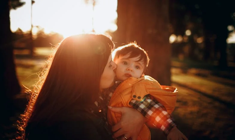 Tulipes fanées et silences nocturnes : Histoire d'une confiance brisée