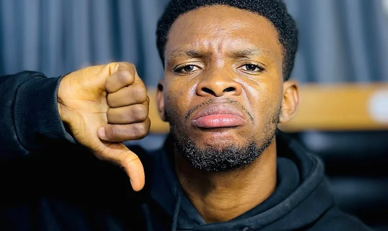 Entre dette et amour : L’histoire de Claire, déchirée entre sa famille et la vérité