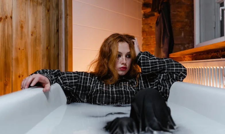 Le jour où ma belle-mère a franchi la limite : Une leçon d’économie qui a brisé notre famille