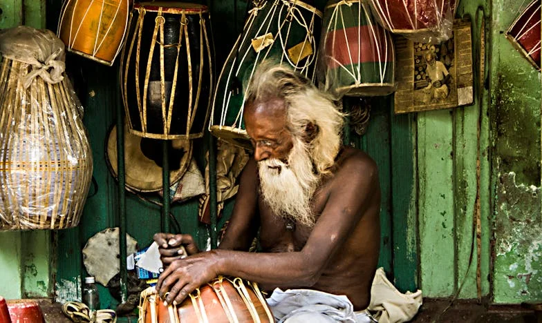 « Ma belle-mère fait semblant d’être malade – Jusqu’où dois-je supporter ? » – Le drame d’une belle-fille française derrière les portes closes