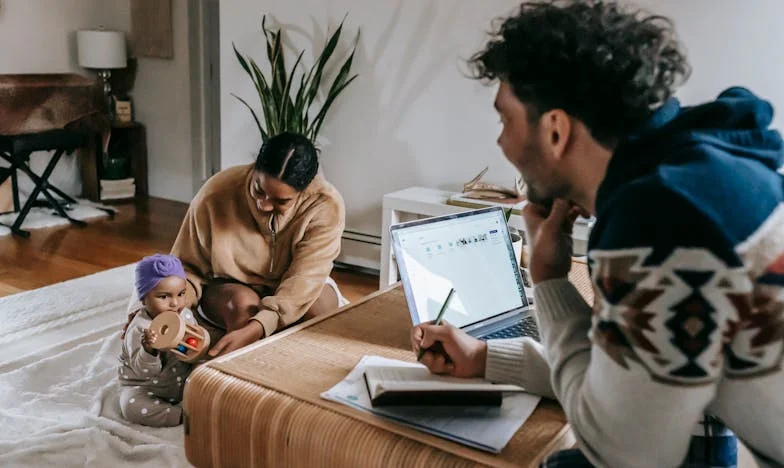 Ma belle-mère veut s’installer chez nous : le chaos sous notre toit