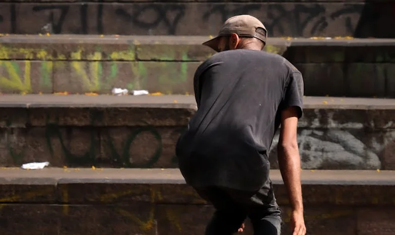 Mon frère qui ne me parle plus : Histoire de jalousie, de famille et de liens brisés