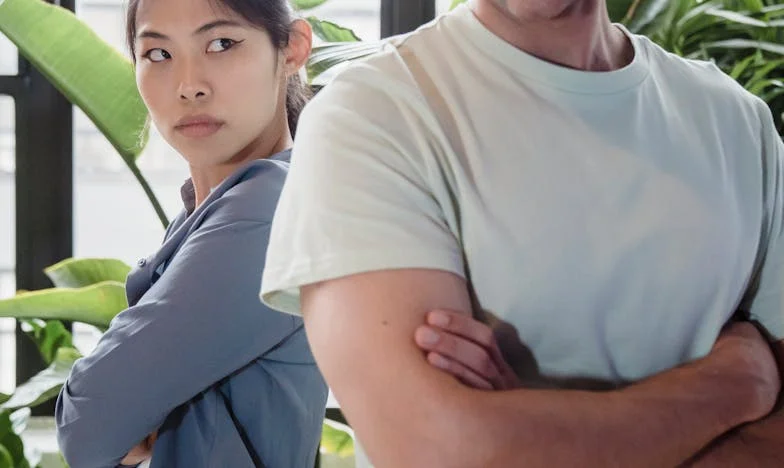 Entre l’Amour et l’Oubli : Le Cri Silencieux de Camille