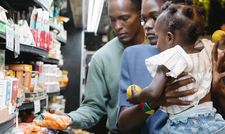 J’ai tout donné à ma fille, et aujourd’hui elle me chasse de chez moi : Histoire d’une trahison familiale