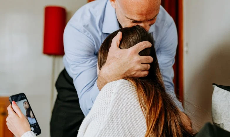 « Ne te précipite pas, Camille : le bonheur ne s’envole pas »