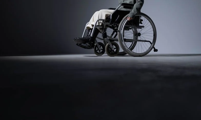 Après la mort de mon mari, ses enfants m'ont chassée de chez moi : comment j'ai tout recommencé dans un village inconnu à quarante ans passés