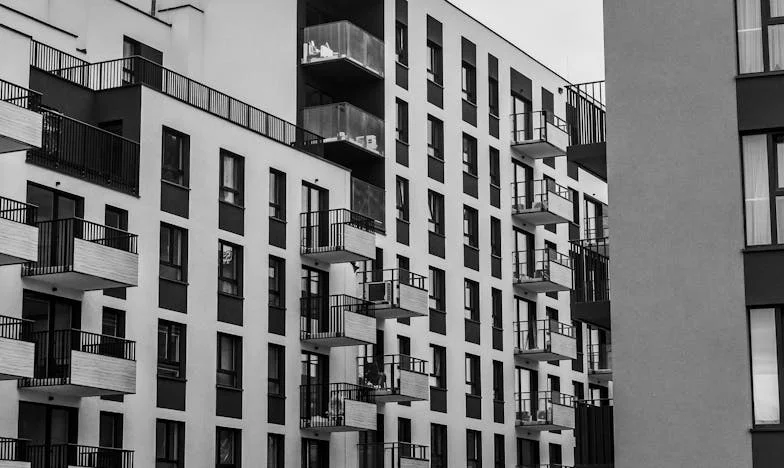 Le jour où j'ai signé les papiers du divorce : ramasser les morceaux après la trahison