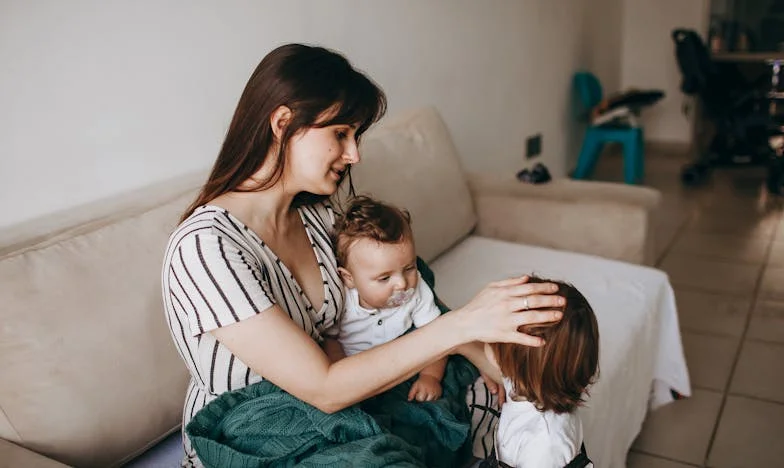 Les Visites Inébranlables de Jasmine : Dix Ans Après le Divorce