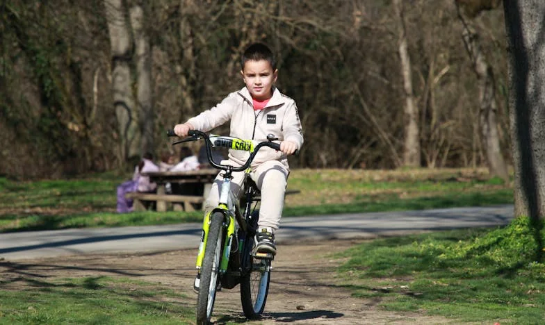 Quand la facture du mariage est tombée, l’amour a vacillé