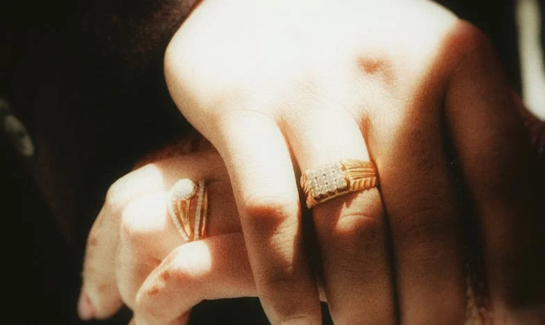 Dimanches brisés : Quand les liens familiaux deviennent des chaînes