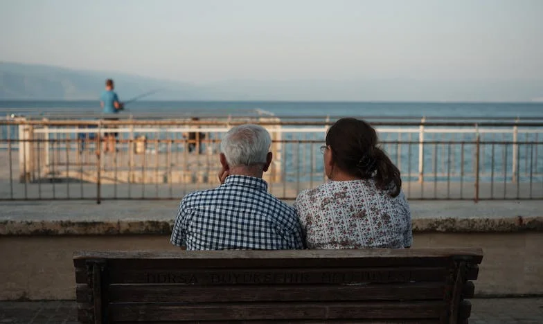 Les mots de ma fille m’ont transpercée : « Tu pars en vacances pendant qu’on se noie dans les dettes »