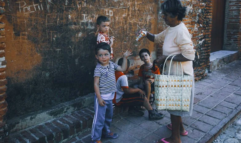 Notre maison, mais pas la nôtre : Histoire d’une famille, d’une maison et d’une trahison