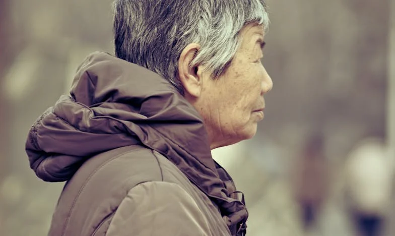 « Plus jamais je ne te parlerai ! » – Mon combat pour ma famille dans l’ombre de ma belle-mère