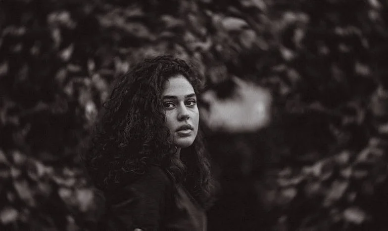 Cerraduras Nuevas, Viejas Heridas: El Precio de una Madre