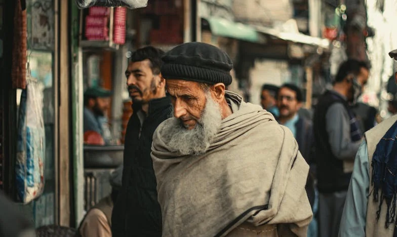 El perfume que lo cambió todo: una historia de amor y traición tras los cincuenta