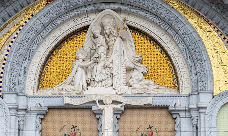 Entre la sombra de Lucía y mi propia voz: el precio de no ser sumisa