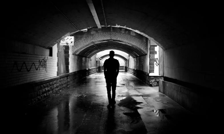 Bajo los escombros del alma: Historia de traición, accidente y renacimiento