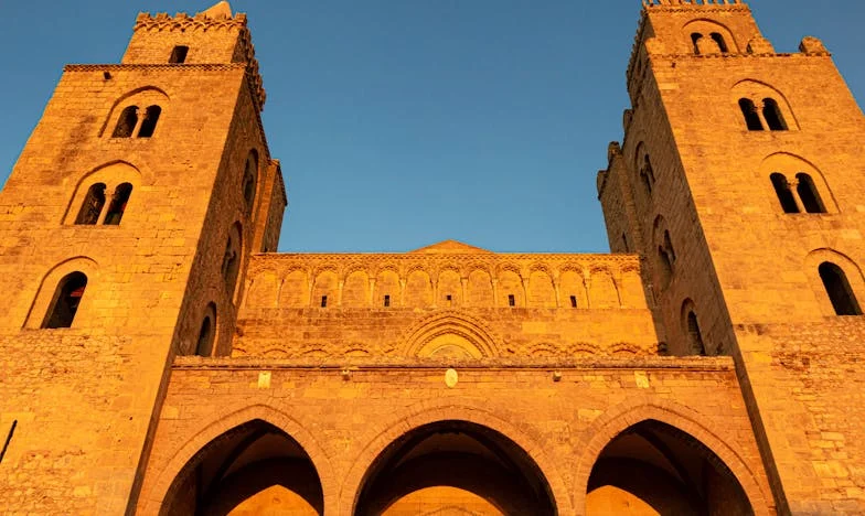 La visita inesperada: Cuando el pasado llama a la puerta