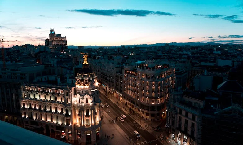 Una sola frase de mi marido destrozó mi mundo: Al borde del abismo en Madrid
