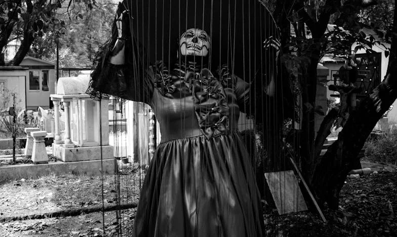 A la sombra de mi suegra: Una guerra silenciosa en un piso de Vallecas