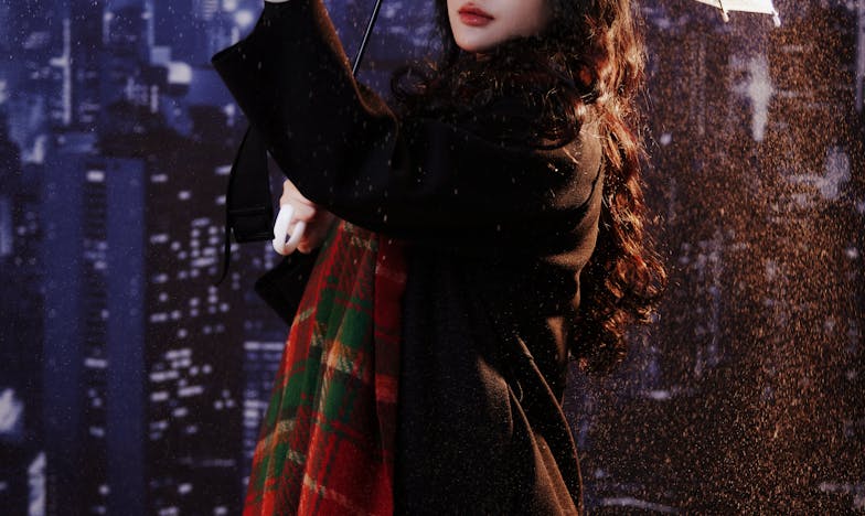 “Carmen, a partir de hoy duermes en la cocina” – La historia de una madre en su propia casa