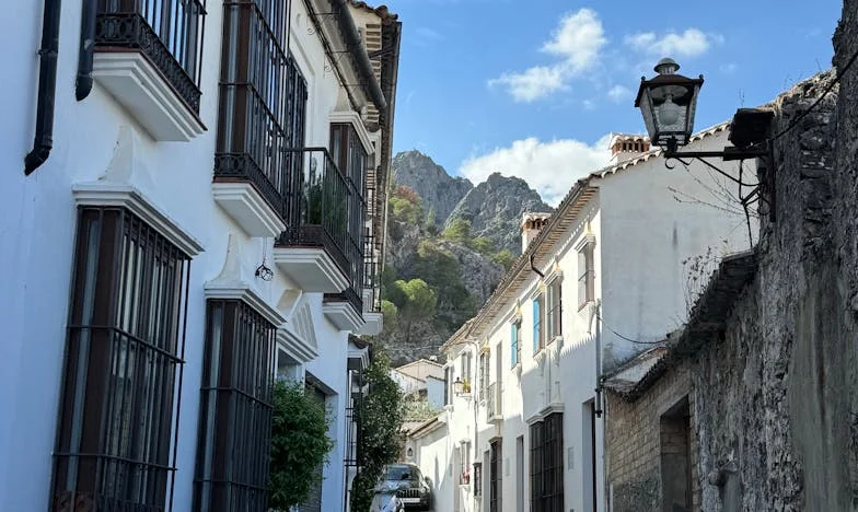 Cuando mi padre decidió que yo sería su sostén: una maternidad bajo presión