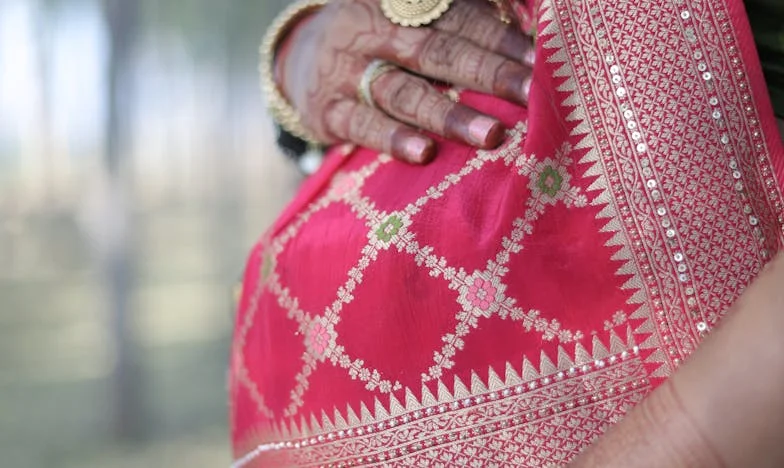Cuando mi suegra no tuvo fuerzas para mi hijo, pero sí para su nieta: la herida invisible que me cambió para siempre