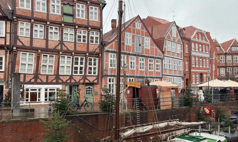 ¿Por qué Siempre Me Compara con su Ex? Mi Lucha por Ser Yo Misma en una Familia Española