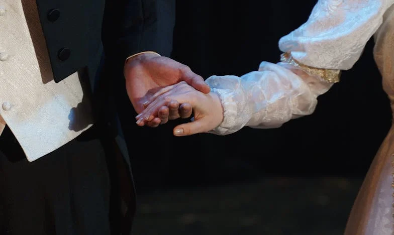 Cuando respondí al móvil de mi mejor amiga y escuché la voz de mi marido… Mi familia nunca volverá a ser la misma