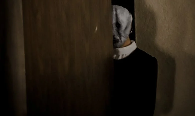 “¡Este piso no es vuestro!” – El drama de una familia española al borde de la independencia