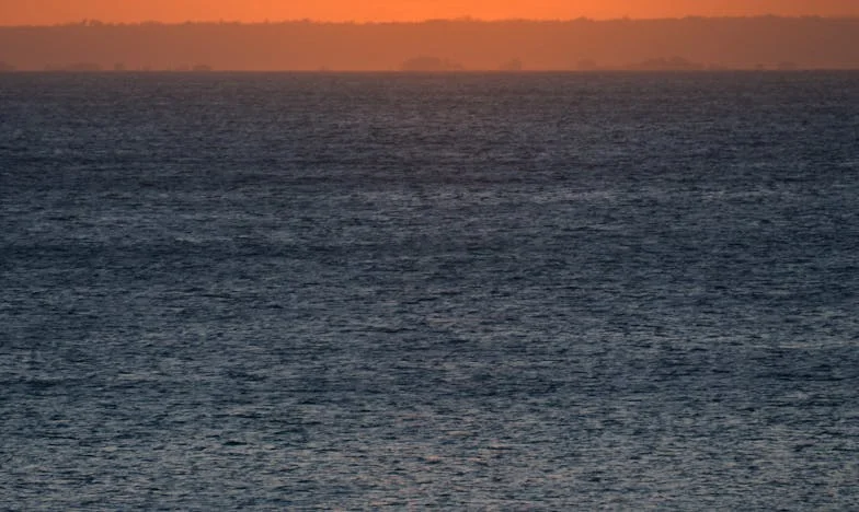 La invisible anfitriona: El cumpleaños que rompió mi matrimonio