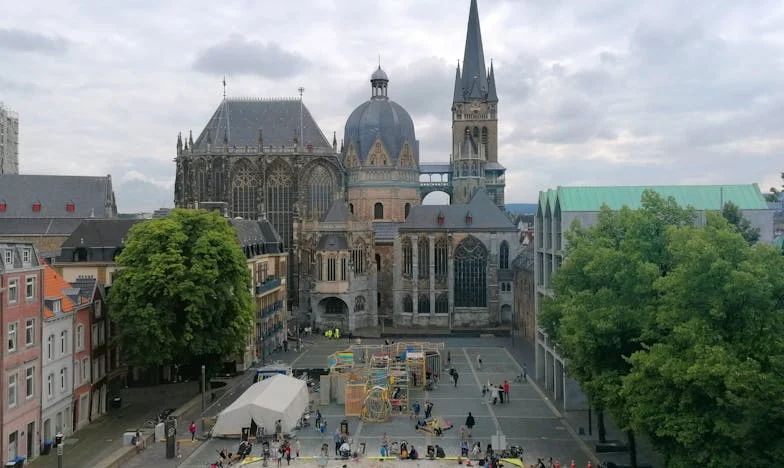 "¡Levántate y hazme un café!" – Cómo mi cuñado destrozó nuestro hogar durante dos semanas y descubrí dónde están los límites familiares